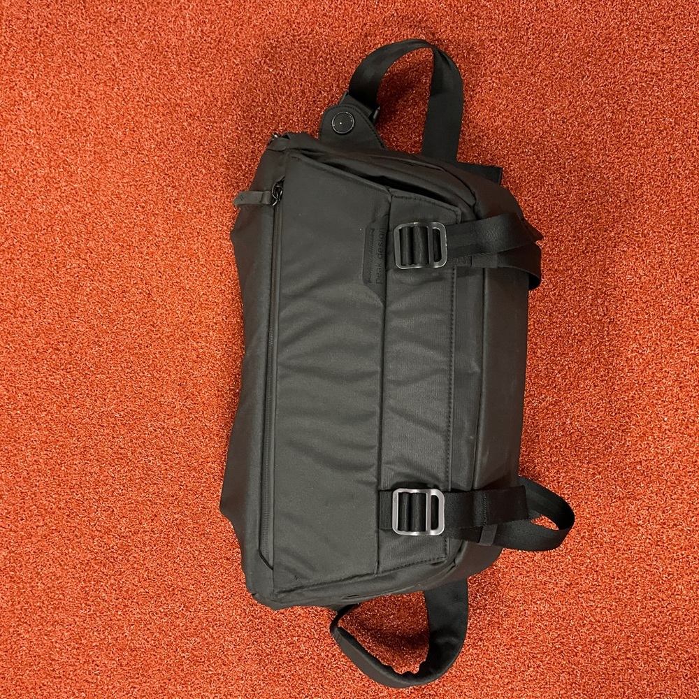 Peak Design 10P Everyday Sling - Black